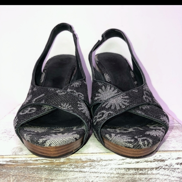 UGG Logo, Denim, Slingback Wedges - Picture 4 of 6